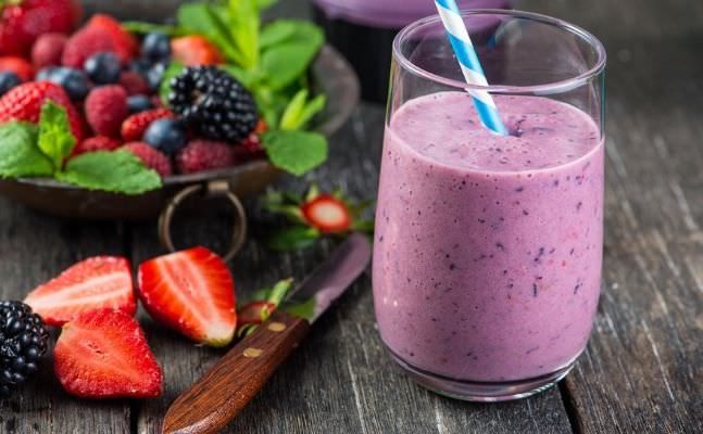 Kahvaltı için 7 sağlıklı smoothie tarifi