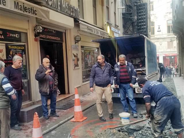 Beyoğlu’ndaki ünlü sinemayı su bastı BEDAŞ açıklama yaptı