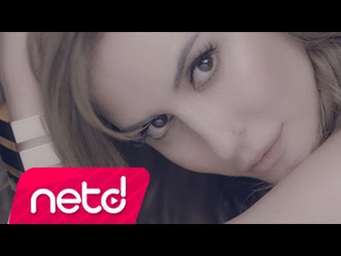 Aynur Aydın – Bi Dakika